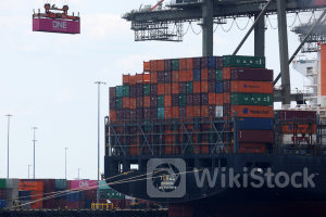 米貿易赤字、5月は751億ドルに拡大 輸出が低迷