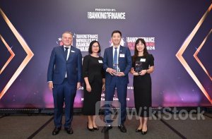 PVcomBank nhận 2 giải thưởng quốc tế từ tạp chí uy tín hàng đầu châu Á