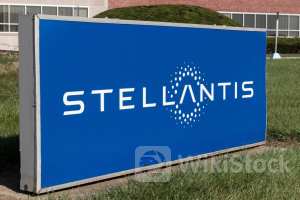Stellantis Rides The Hybrid Wave: 30 Models To Electrify Europe By Year-End - Stellantis (NYSE:STLA)
