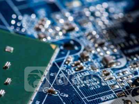 英伟达(NVDA.US)、美光(MU.US)等半导体股再成焦点 KeyBanc在芯片检查后上调预期