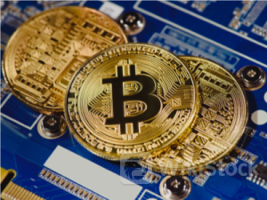 比特币矿商TeraWulf(WULF.US)提前偿还债务 加速布局数据中心以支持AI