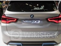 电动化转型领先竞争对手！宝马(BMWYY.US)Q2电动汽车销量同比大增22%