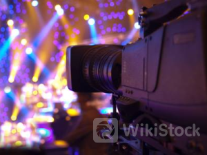 NBA达成价值760亿美元协议！康卡斯特(CMCSA.US)和亚马逊(AMZN.US)成为新的转播合作伙伴