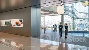 <Research>CICC Is Bullish on Apple's Entry into End-side AI Innovation; Industrial Chain Common Prosperity Expected in 2H24/ 2025; Focus on SUNNY OPTICAL, AAC TECH, COWELL