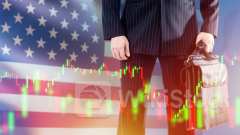 S&P 500 To Plunge More Than 20% Near Term？ Top Economist Breaks Down Broader Market Vs. Small-Cap Diverge