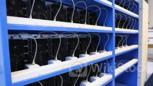 アイリス・エナジー、マイニング施設がAIへの転換に不向きと指摘され株価下落──バーンスタインはこれに反論