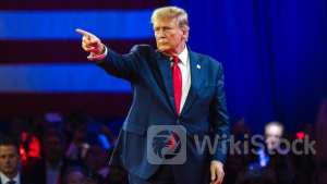 As Trump Promises To Hold Dollar Steady, Expert Warns His Second-Term Could Lead To 'Severe Deterioration