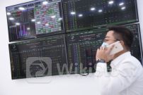 Nhà đầu tư chứng khoán mong chờ các thông tin về kết quả kinh doanh quý II