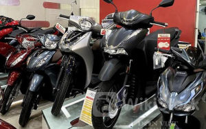 Honda SH, Vision, Yamaha Janus... cùng loạt xe hot giảm đậm tới 30 triệu đồng vẫn không "giải cứu" được thị trường