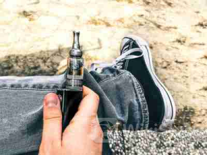 菲利普莫里斯(PM.US)将投资6亿美元在科罗拉多州建设新工厂 生产尼古丁袋品牌Zyn