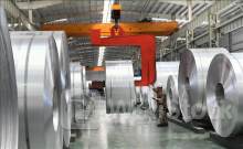 Nhập khẩu HRC tiếp tục tăng, thép Việt chờ 'giải cứu'