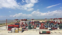 ＜Research＞HSBC Global Research Downgrades COSCO SHIP to UW, Chops TPs of Shippers Broadly