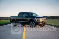 Auto Industry Pulls Back On EVs As Consumers Hesitate Over High Price, Inconvenience - Ford Motor (NYSE:F