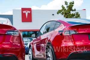 Tesla Sees 24% Drop In California Registrations As EV Competition Heats Up - Tesla (NASDAQ:TSLA)