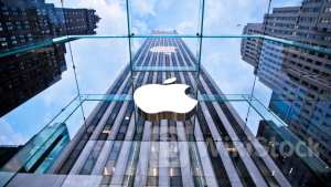 Apple Skips TSMC's 2nm Chip For iPhone 17, Unveils First iOS 18 Public Beta And More: This Week In Applev