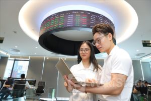 Giải bài toán nâng hạng thị trường chứng khoán