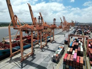 Bộ Công Thương lưu ý giải pháp giảm thiểu tác động của giá cước, phụ phí