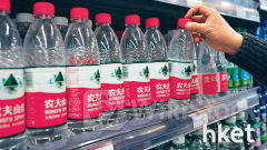 9633大行報告｜富瑞：農夫山泉上半年樽裝水銷售受累「網絡欺凌」 降目標價15%
