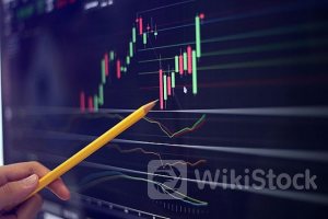 Gần 4 tỉ USD chờ rót cho nhà đầu tư chứng khoán