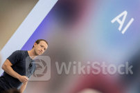 メタ、ＡＩモデル「ラマ３」強化版リリース 言語・数学能力向上