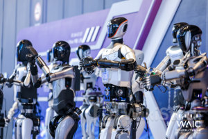 上海发布新一轮三年行动方案,重点聚焦大模型、人形机器人和低空飞行器