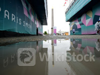 Rain causes havoc with Paris schedules