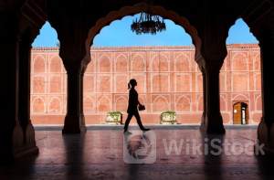 <新興国eye>前週のインド株、増税予算発表で株価急落も押し目買いを受け8週続伸=BRICs市況