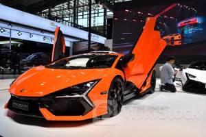 Lamborghini bucks softness in luxury market with record first-half results