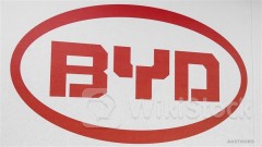 BYD COMPANY Wanes ~2% as FangChengBao Reported to Cut 'Bao 5' Prices by RMB50K on General 1H24 Sales